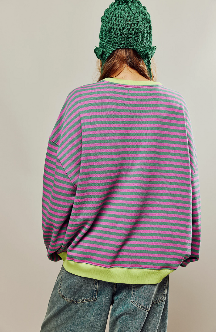 Liliane™ - Lebhafter Gestreifter Oversize-Pullover mit Akzenten